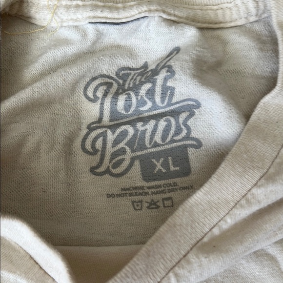 Disney T-Shirt - Picture 3 of 4